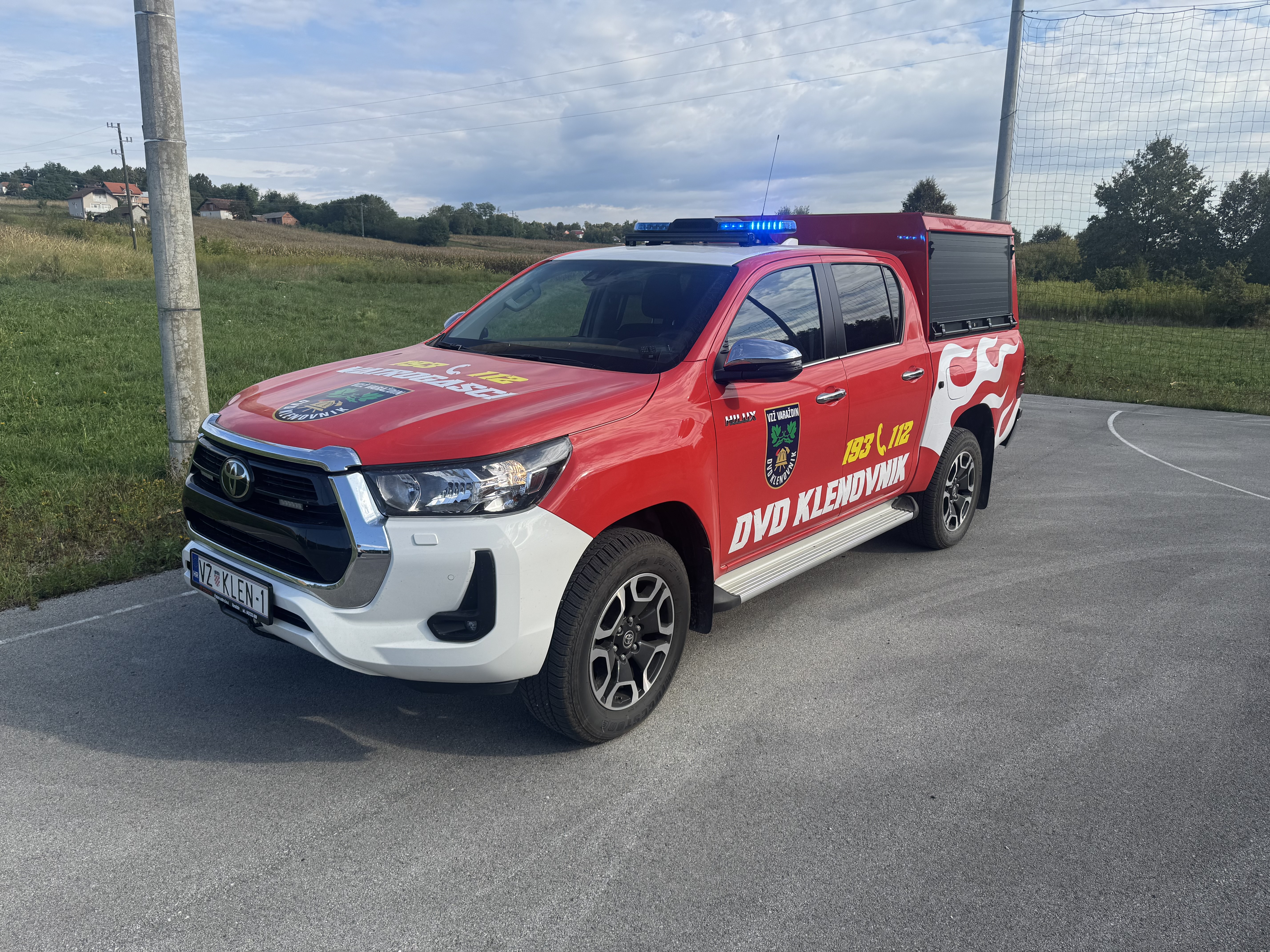 Vozilo za gašenje požara i spašavanje — Toyota Hilux